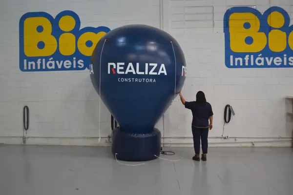 Realiza Construtora · 3,00 m