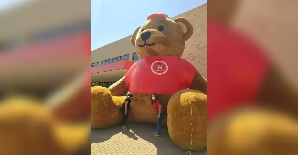 Urso de Pelúcia Gigante: Saiba como ele pode engajar a sua marca