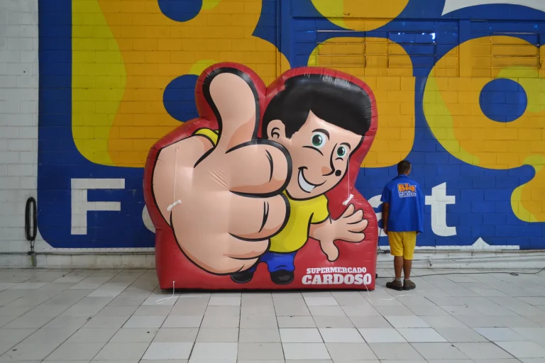 Mascote inflável