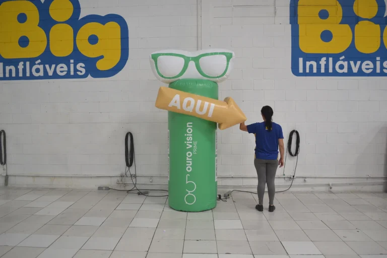Totem inflável