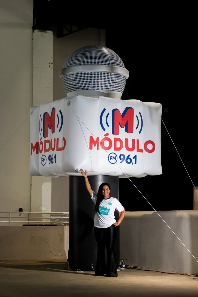 Totem inflável