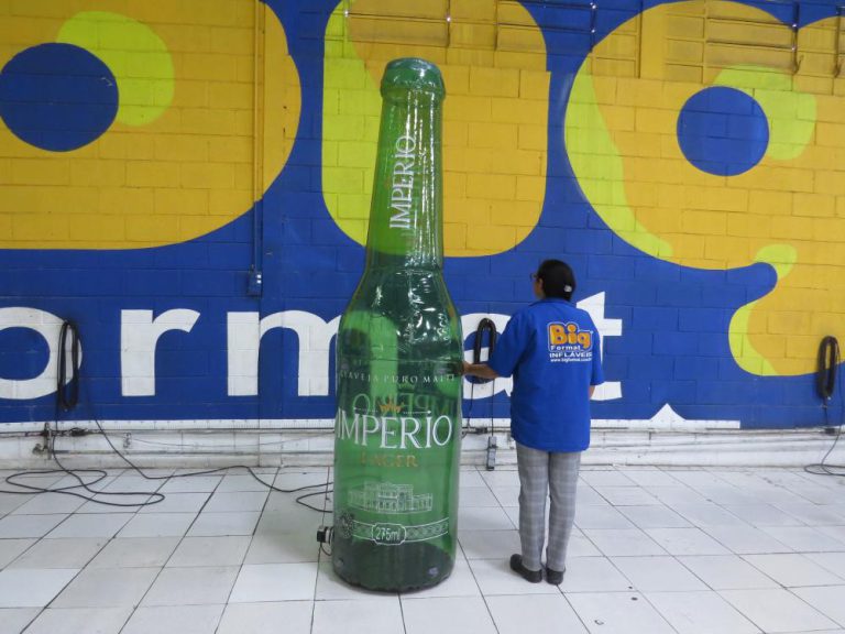 Garrafa inflável