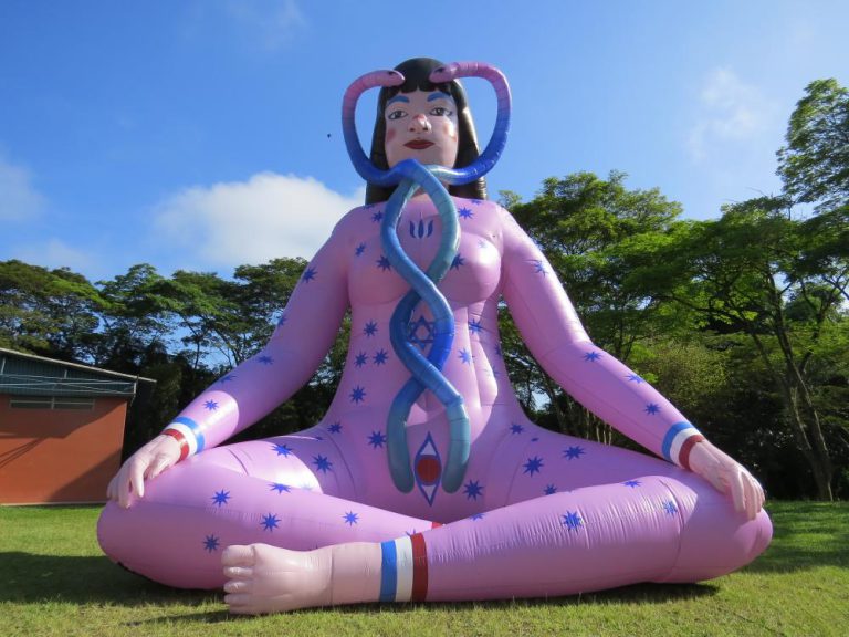 Inflável gigante