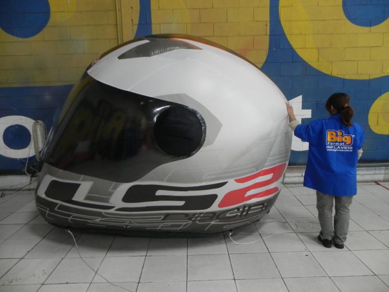 Capacete inflável